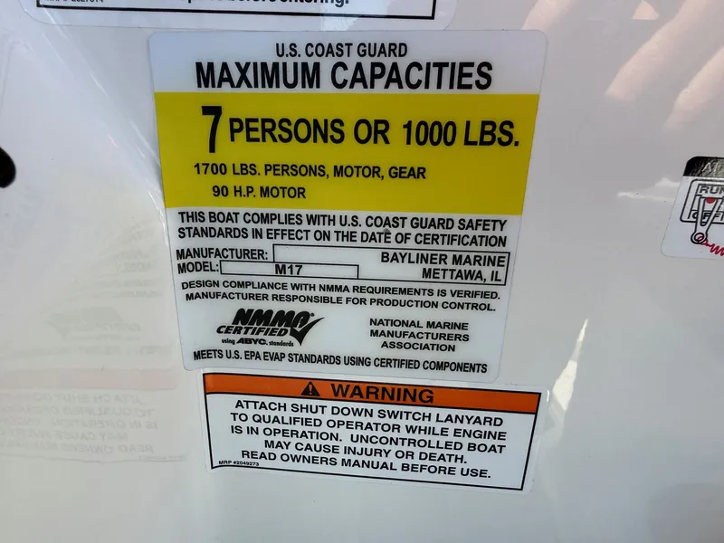 Slide: The Image of Bayliner M17 w/ 90HP Mercury 2026 - 7