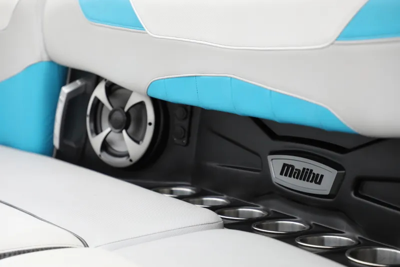 Slide: The Image of 2018 Malibu Wakesetter 23 LSV interior with speaker and cup holders. - 4