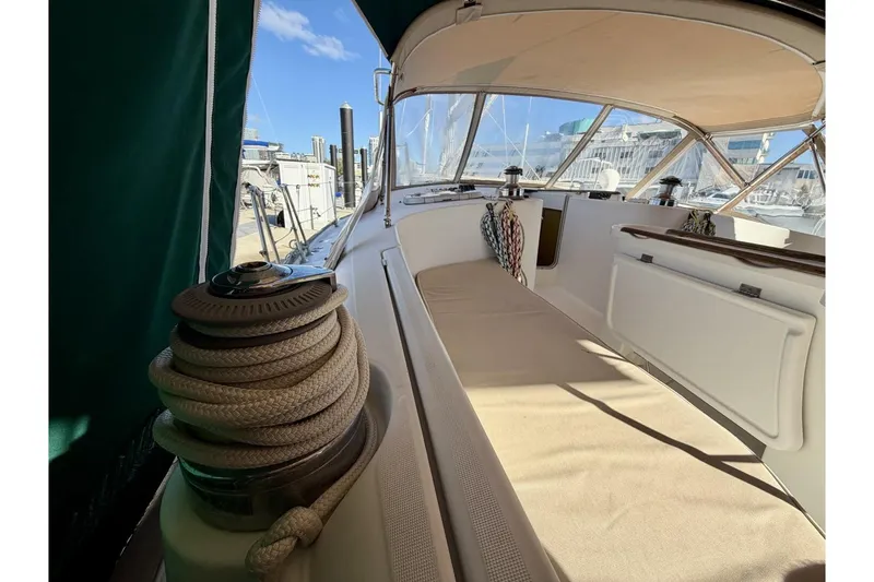 Slide: The Image of Beneteau Oceanis 461 sailboat cockpit with winch and seating, 2000 model. - 50