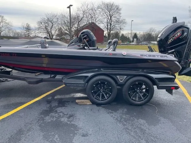 Slide: The Image of Skeeter FXR20 Limited 2025 - 12