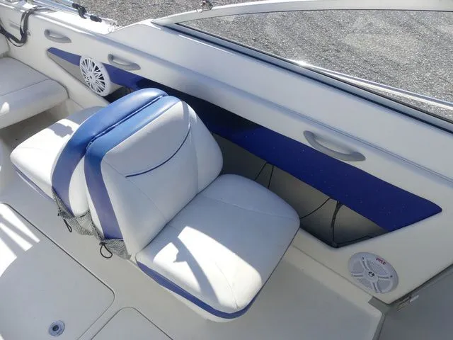 Slide: The Image of Bayliner Discovery 192 2008 - 17