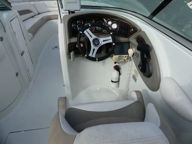 Slide: The Image of Crownline Boats 275 SS 2016 - 5