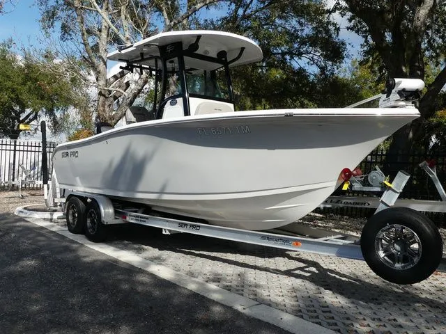 Slide: The Image of Sea Pro 239 Deep V Series 2023 - 2