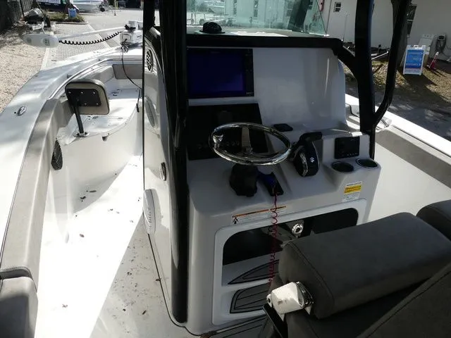 Slide: The Image of Sea Pro 239 Deep V Series 2023 - 6