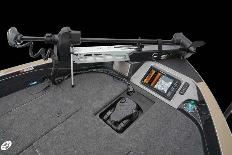 Slide: The Image of Ranger 622FS Pro 2026 - 14