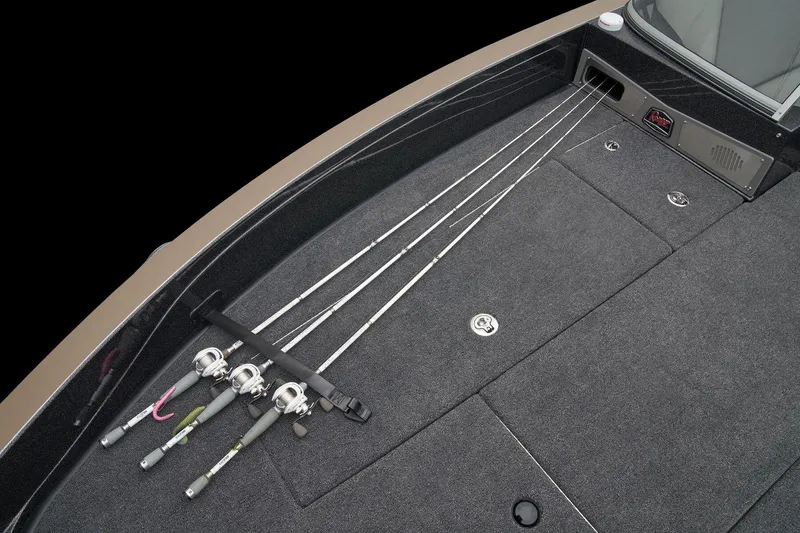 Slide: The Image of Ranger 622FS Pro 2026 - 22