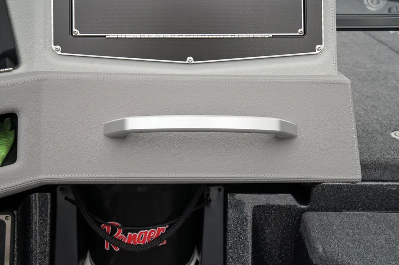 Slide: The Image of Ranger 622FS Pro 2026 - 48