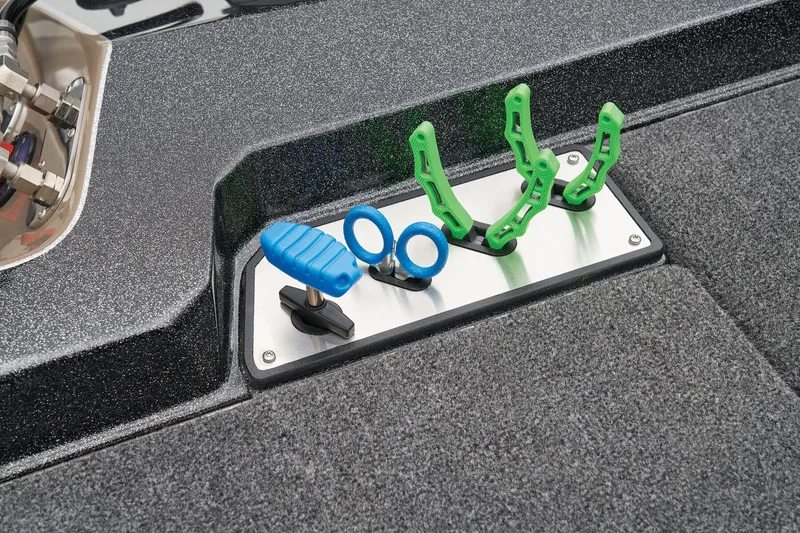 Slide: The Image of Ranger 622FS Pro 2026 - 71