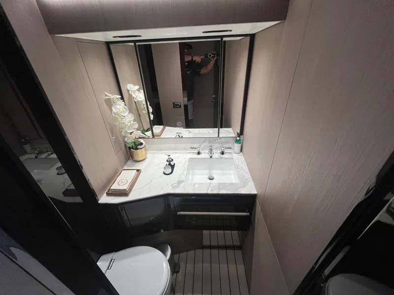 Slide: The Image of Azimut Grande 27M 2019 - 54