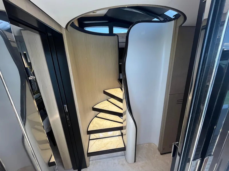 Slide: The Image of Azimut Grande 27M 2019 - 55