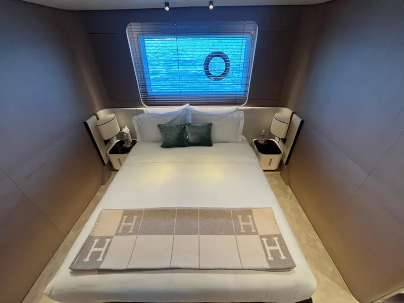 Slide: The Image of Azimut Grande 27M 2019 - 61