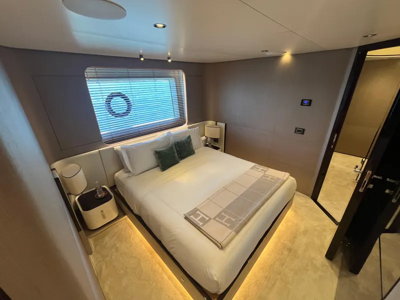 Slide: The Image of Azimut Grande 27M 2019 - 63