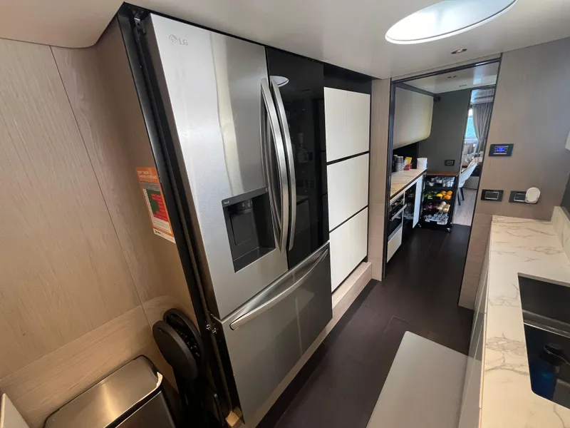 Slide: The Image of Azimut Grande 27M 2019 - 71