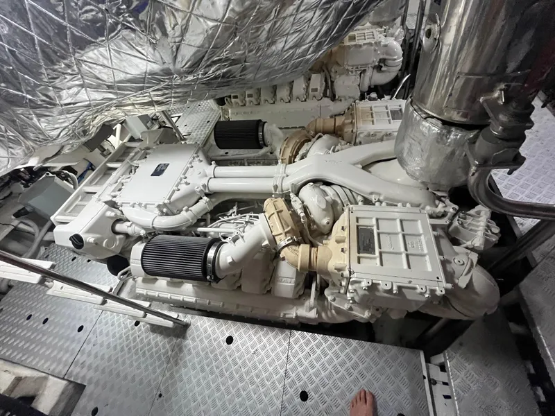 Slide: The Image of Azimut Grande 27M 2019 - 90