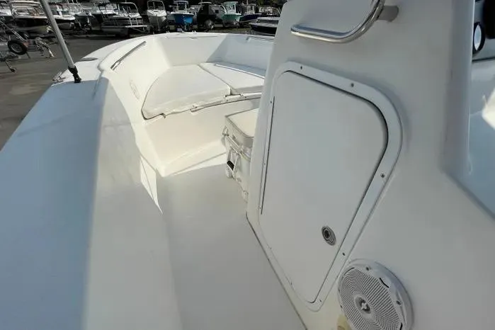 Slide: The Image of 2004 Kenner Fishmaster Travis Edition 220 interior with netting and wiring. - 31