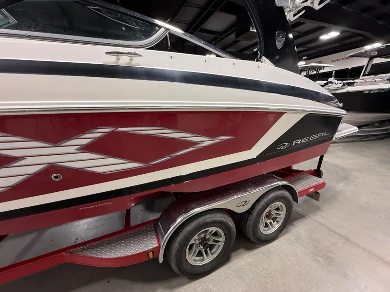 Slide: The Image of Regal 24 FasDeck 2014 - 10