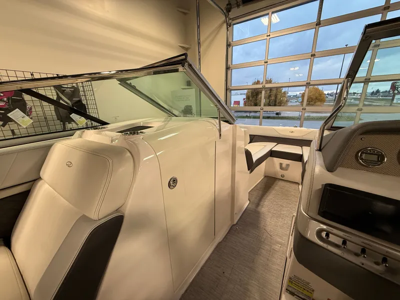 Slide: The Image of Regal 24 FasDeck 2014 - 25