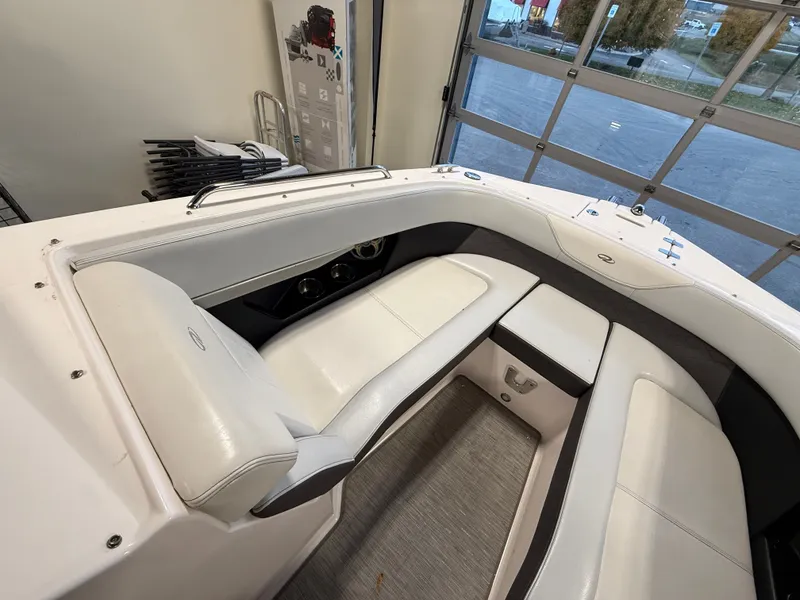 Slide: The Image of Regal 24 FasDeck 2014 - 28