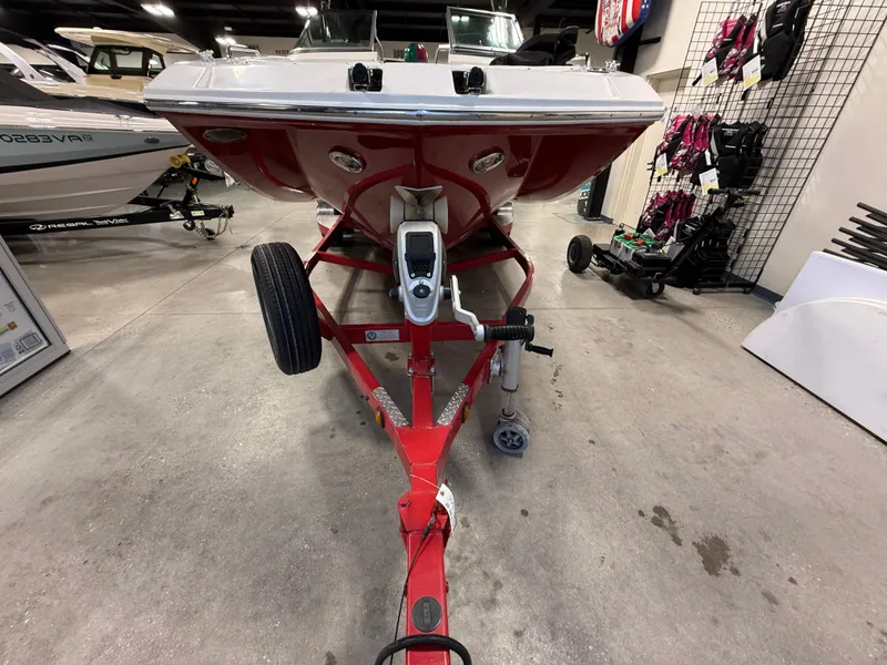 Slide: The Image of Regal 24 FasDeck 2014 - 5