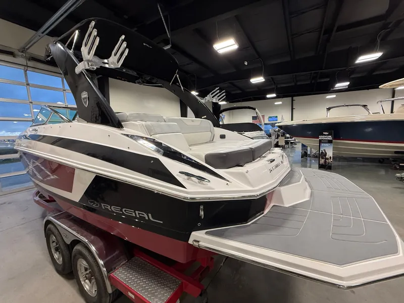 Slide: The Image of Regal 24 FasDeck 2014 - 7