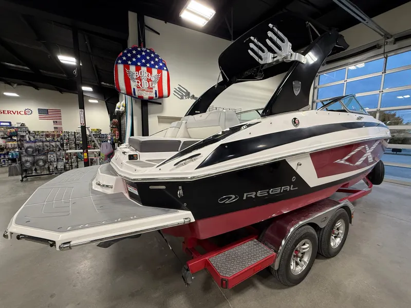 Slide: The Image of Regal 24 FasDeck 2014 - 9