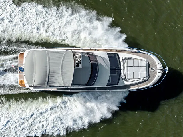 Slide: The Image of Prestige 460 2019 - 112