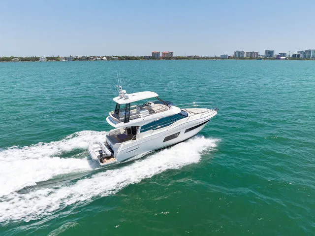 Slide: The Image of Prestige 460 2019 - 120