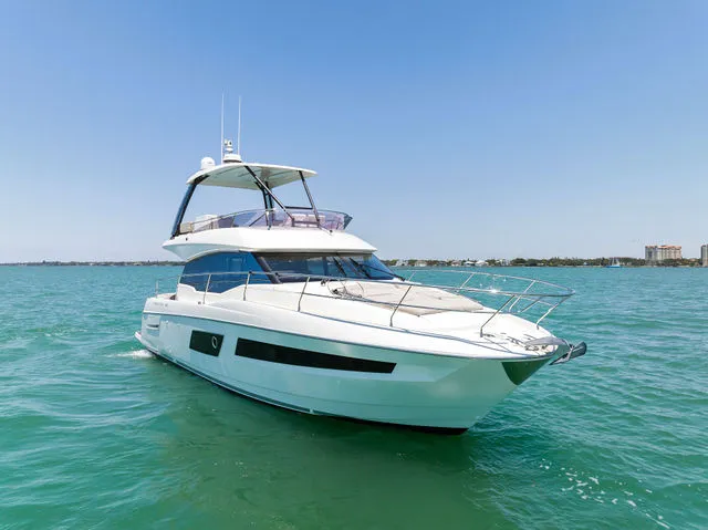 Slide: The Image of Prestige 460 2019 - 129
