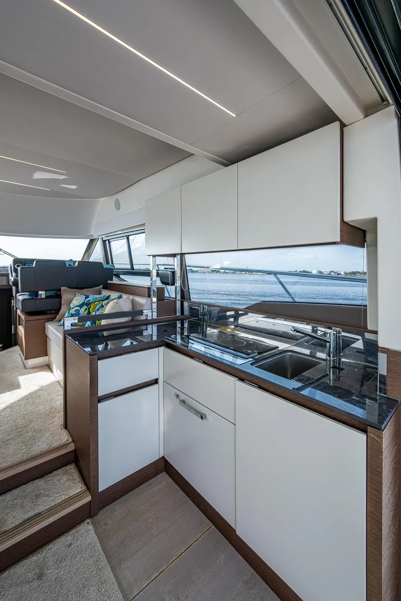 Slide: The Image of Prestige 460 2019 - 77