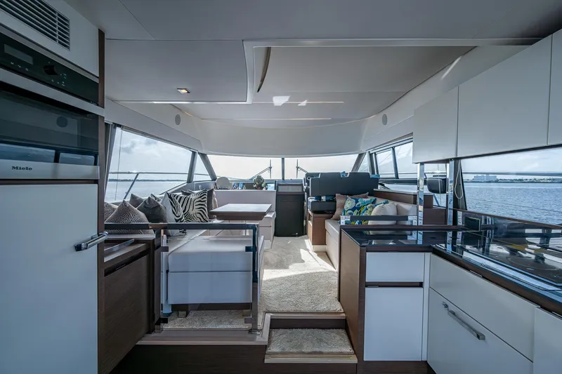 Slide: The Image of Prestige 460 2019 - 88