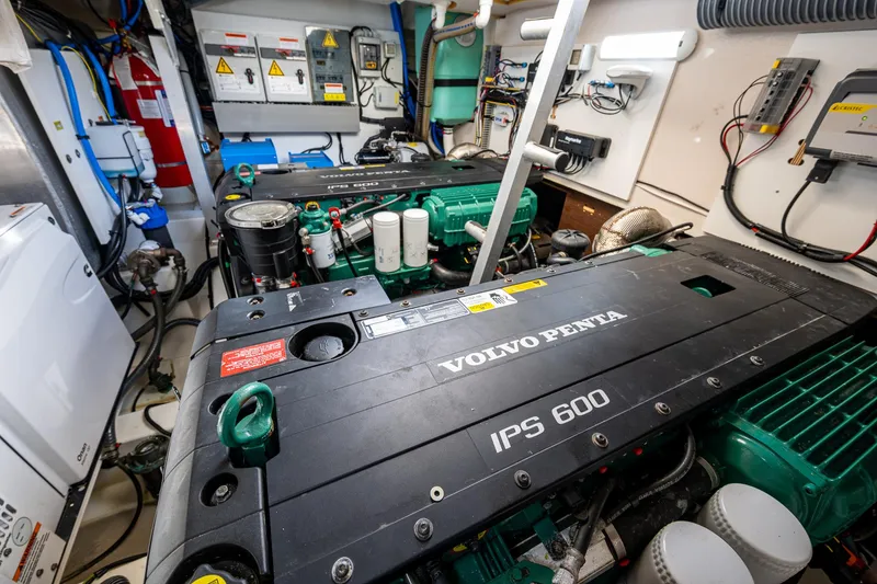 Slide: The Image of Prestige 460 2019 - 96