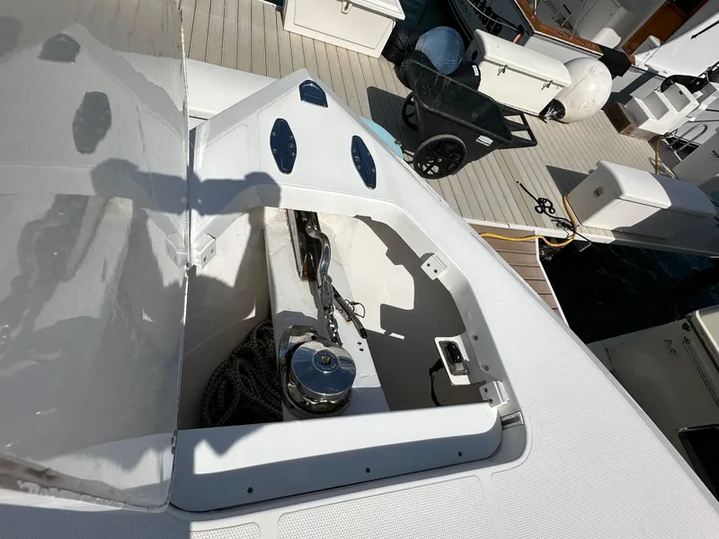 Slide: The Image of Island Runner 35 2006 - 52