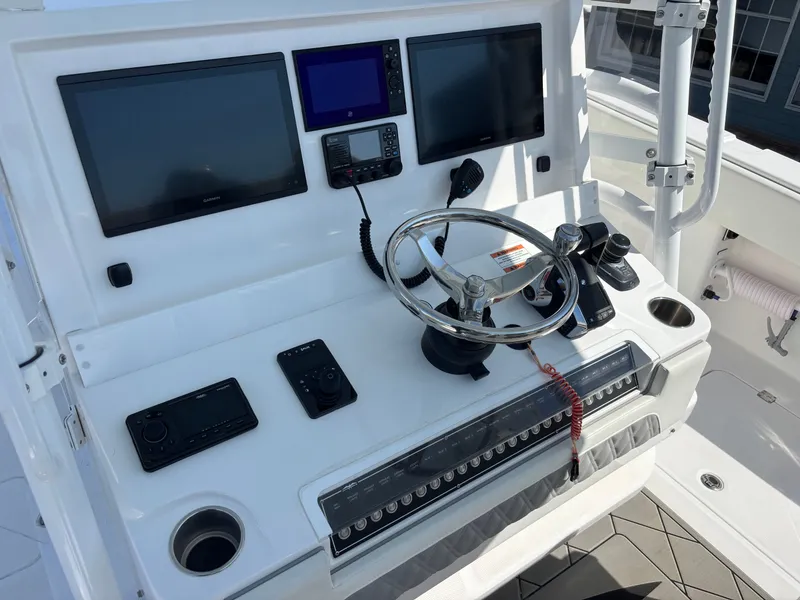 Slide: The Image of Invincible 35 Catamaran 2024 - 26