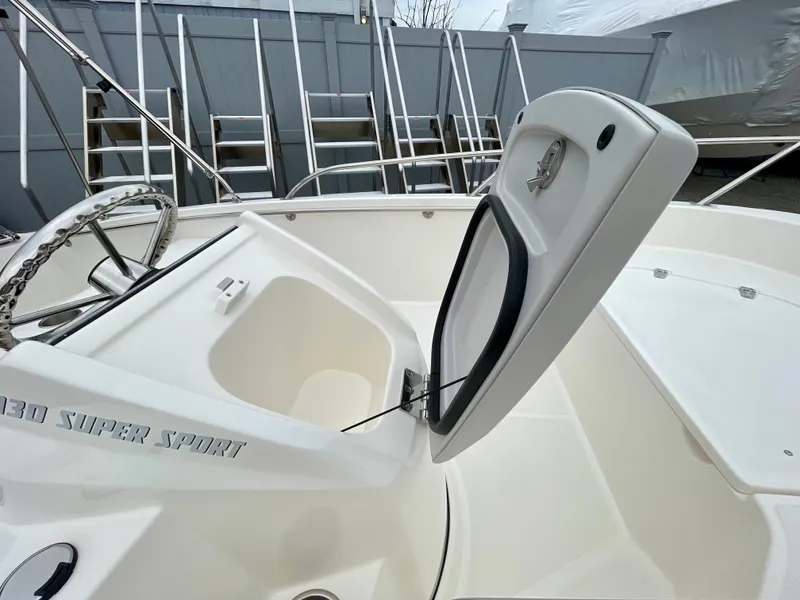 Slide: The Image of Boston Whaler 130 Super Sport 2026 - 8