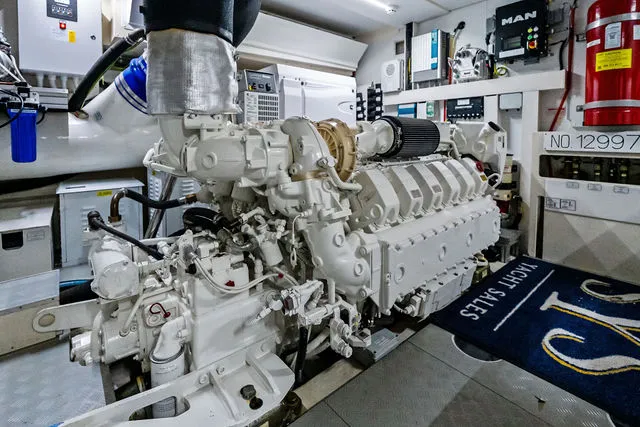 Slide: The Image of Ferretti 780 2019 - 83