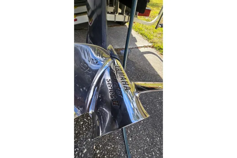Slide: The Image of Shiny Yamaha Series II propeller on Everglades 295 Pilot, 2014 model. - 79