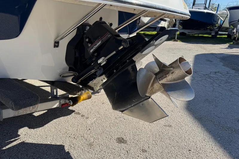 Slide: The Image of Rear view of 2005 Crownline 236 LS boat with MerCruiser propeller. - 4
