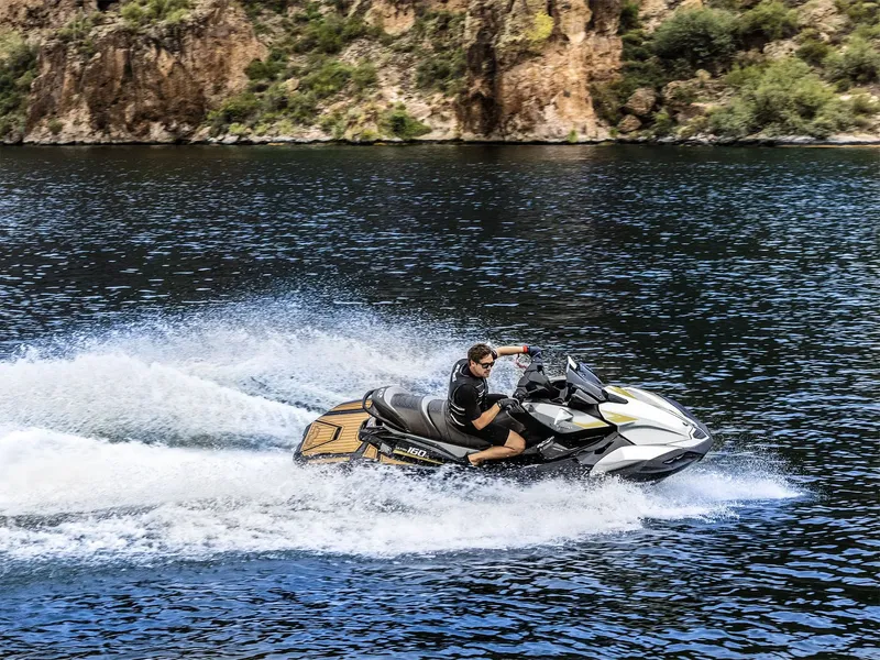 Slide: The Image of Kawasaki JET SKI ULTRA 160LX 2026 - 19