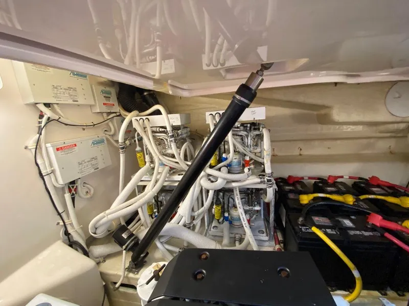 Slide: The Image of Engine room of 2009 Tiara Yachts 4300 Sovran with cables and batteries. - 47