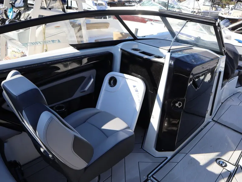 Slide: The Image of Yamaha 255XE 2024 - 6