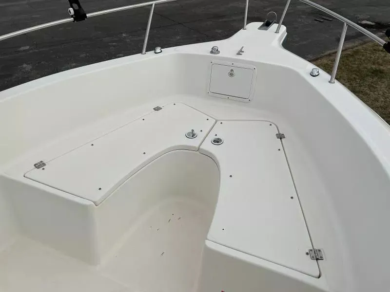 Slide: The Image of Sea Fox 257 2003 - 13