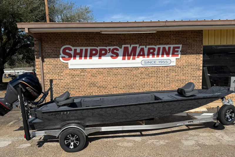 The Image of 2026 Xpress X18DB boat on trailer at Shipp's Marine dealership. - 0