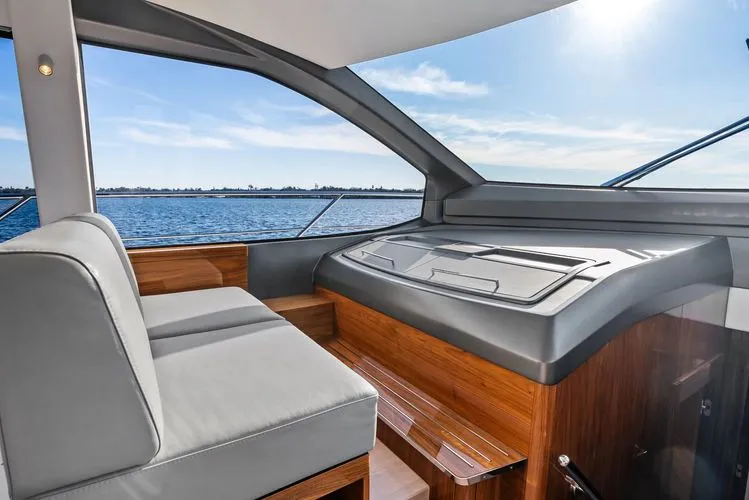 Slide: The Image of 2025 Sunseeker Manhattan 68 - Image 23 - 23
