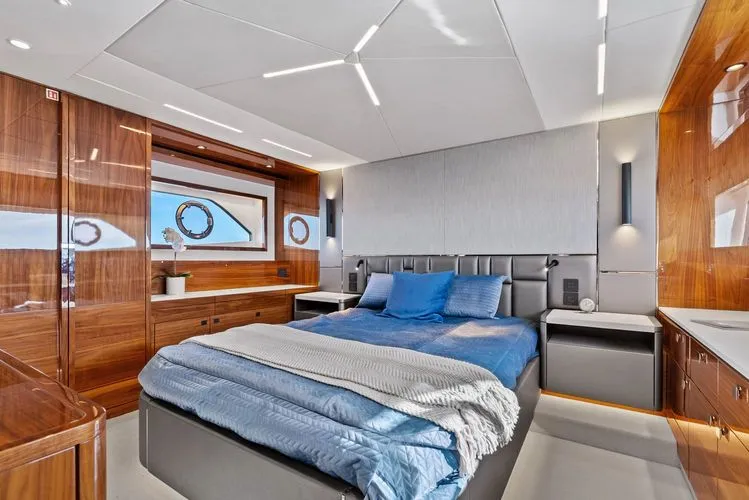 Slide: The Image of 2025 Sunseeker Manhattan 68 - Image 30 - 30