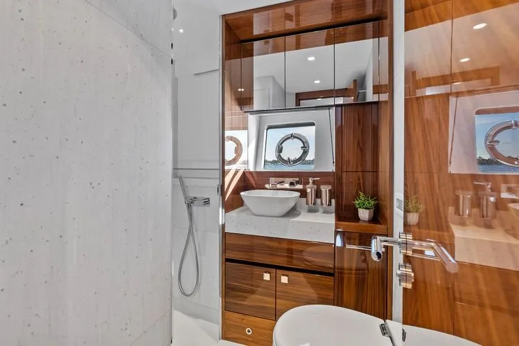 Slide: The Image of 2025 Sunseeker Manhattan 68 - Image 37 - 37