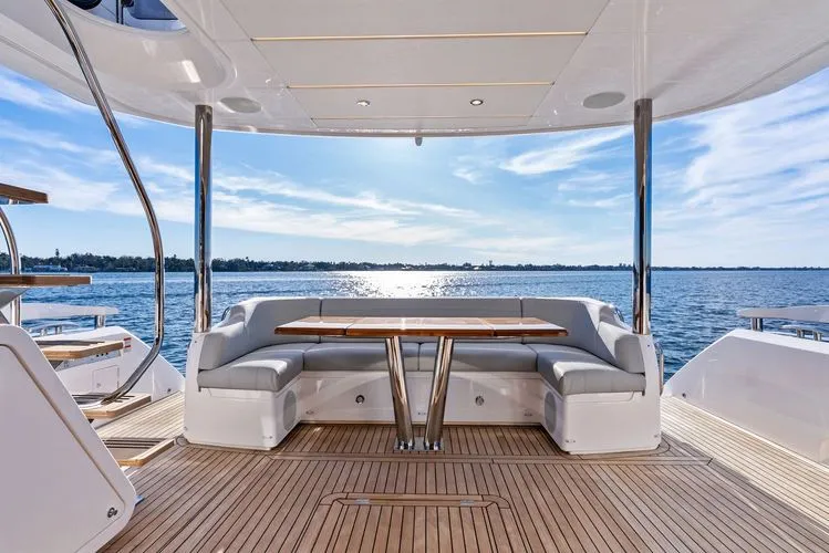 Slide: The Image of 2025 Sunseeker Manhattan 68 - Image 9 - 9