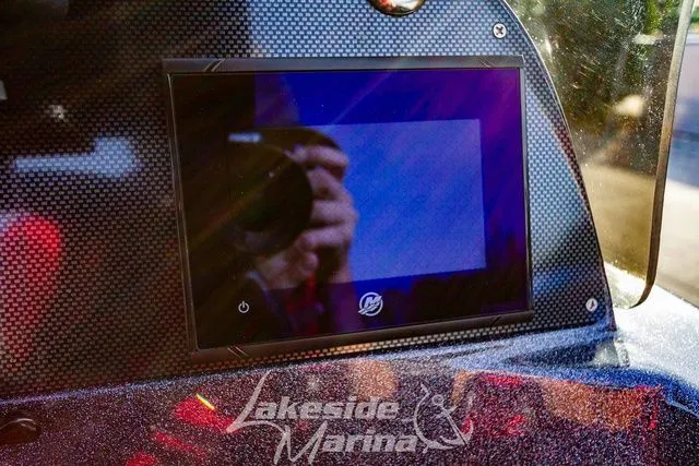 Slide: The Image of Recon 985 SC 2024 - 18