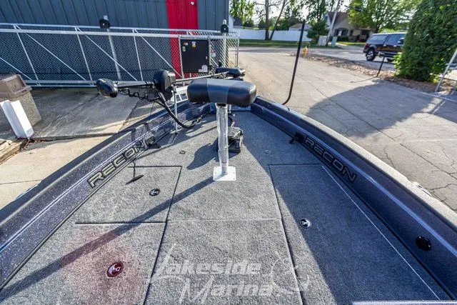 Slide: The Image of Recon 985 SC 2024 - 25