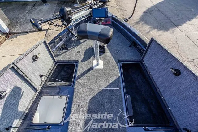 Slide: The Image of Recon 985 SC 2024 - 26