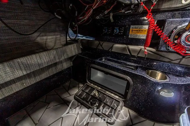 Slide: The Image of Recon 2185 SC 2024 - 31